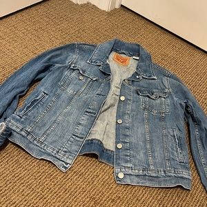 Levi’s denim jacket